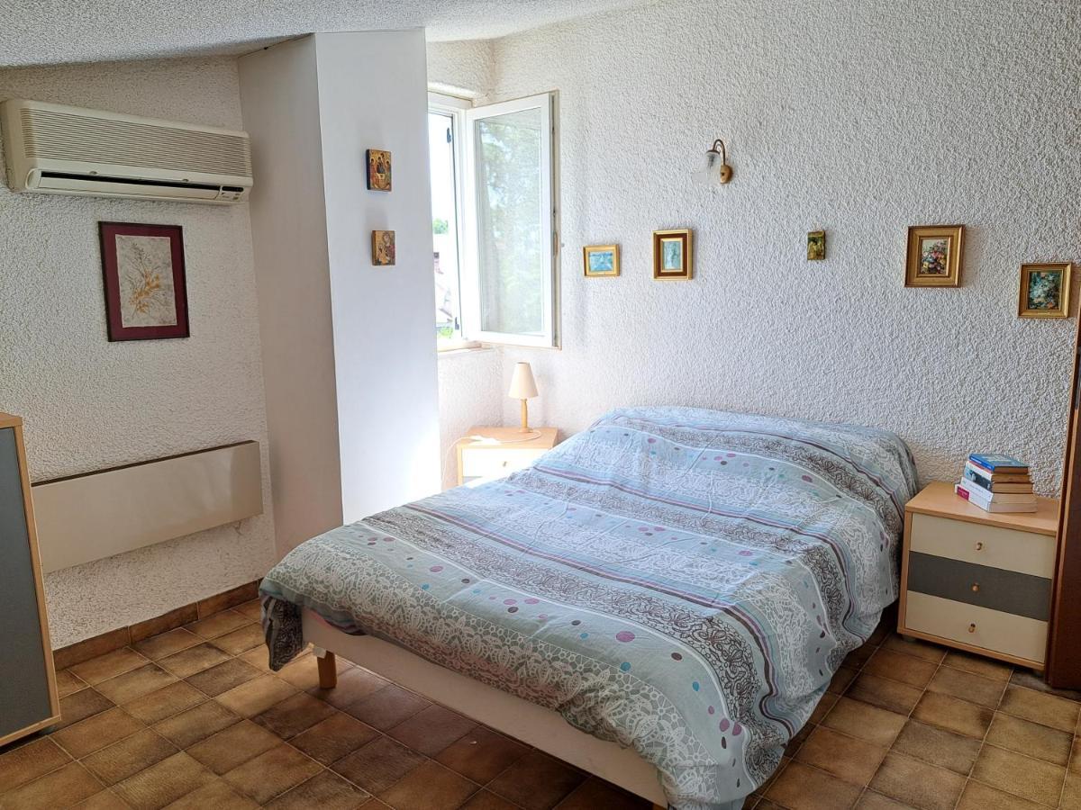 Mini Jardin 50 M Holiday home *